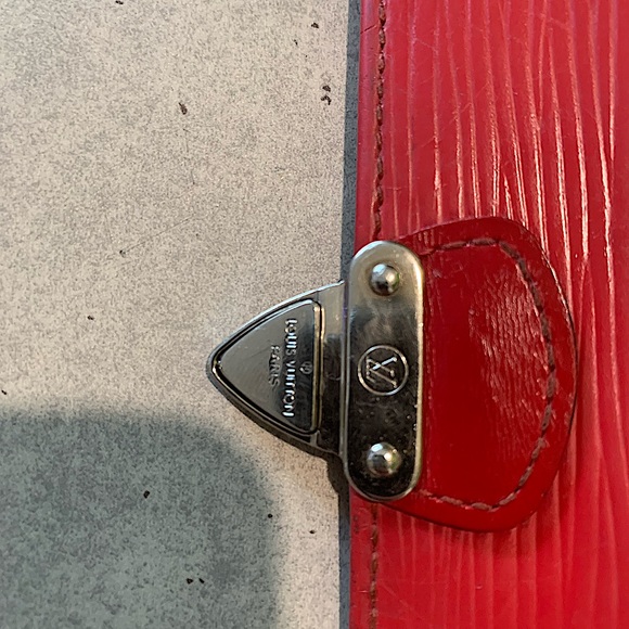 Authentic Louis Vuitton wallet red leather - Picture 5 of 10